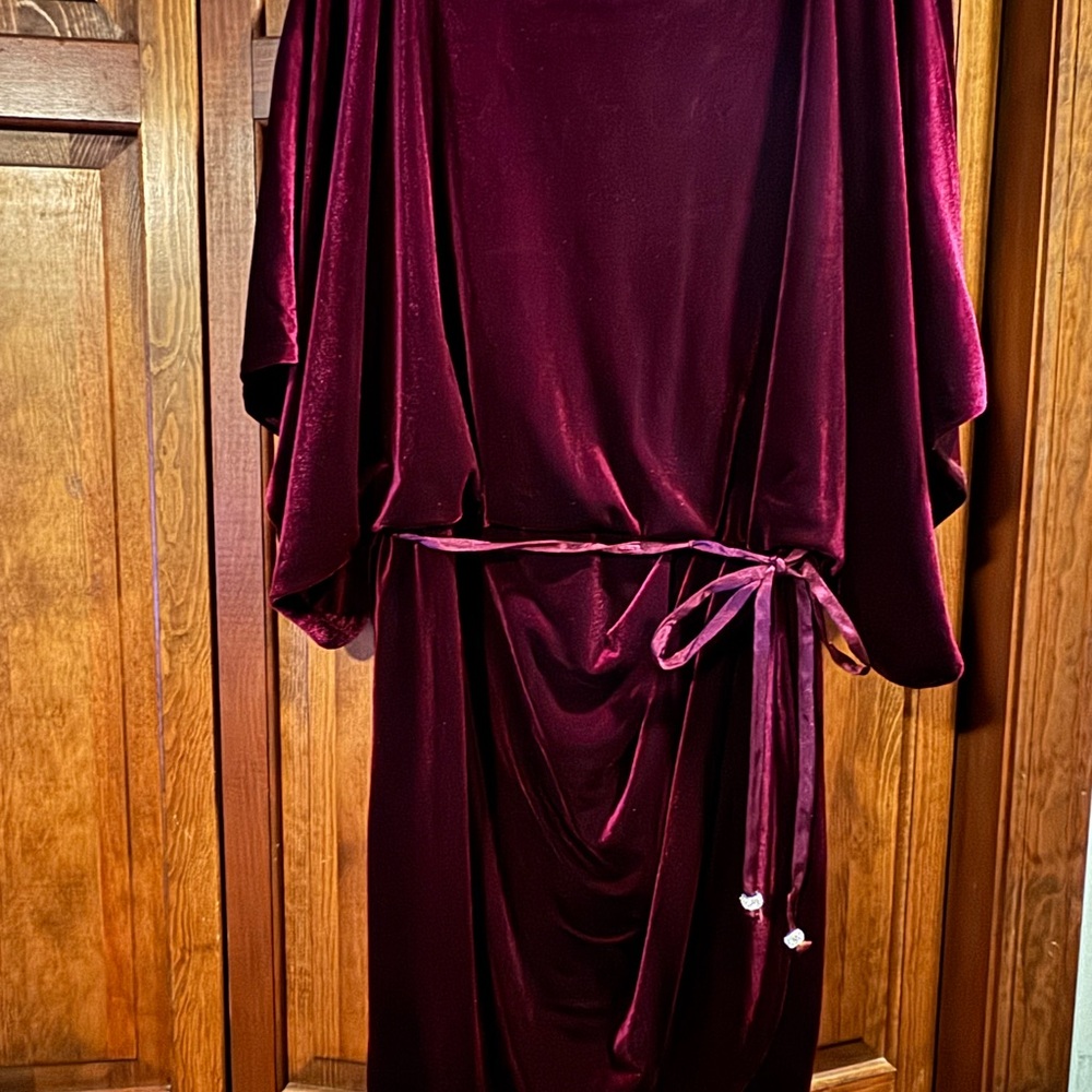Jessica Howard Rich Burgundy Dress